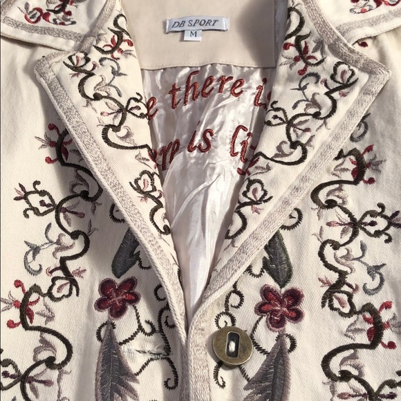 Gorgeous embroidered coat - Picture 8 of 8